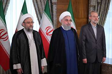 روحانی: جلسات سه قوه تا رفع مشکلات کشور ادامه خواهد داشت